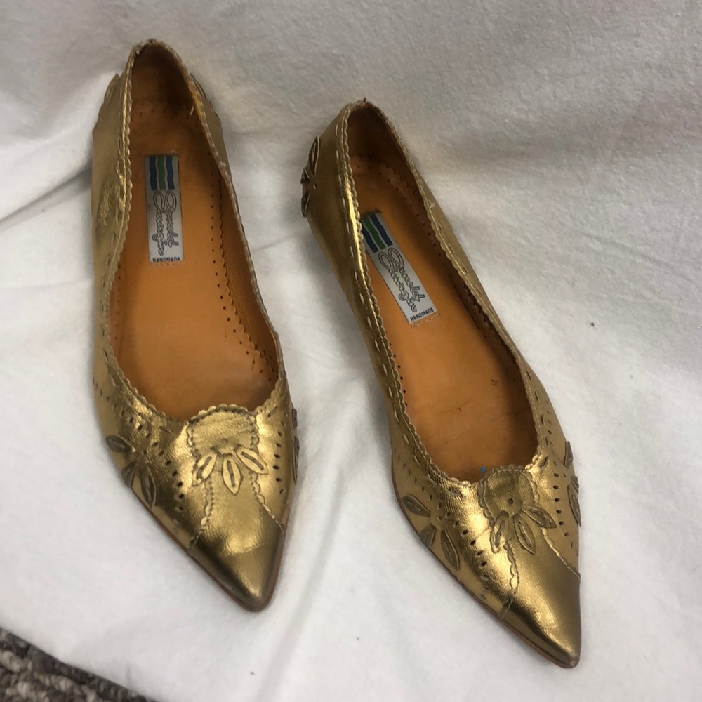 Vintage Gold leather pointed toe flats